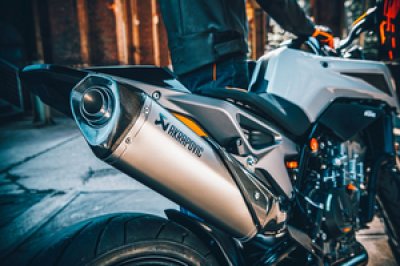 画像3: AKRAPOVIČ "SLIP-ON LINE"