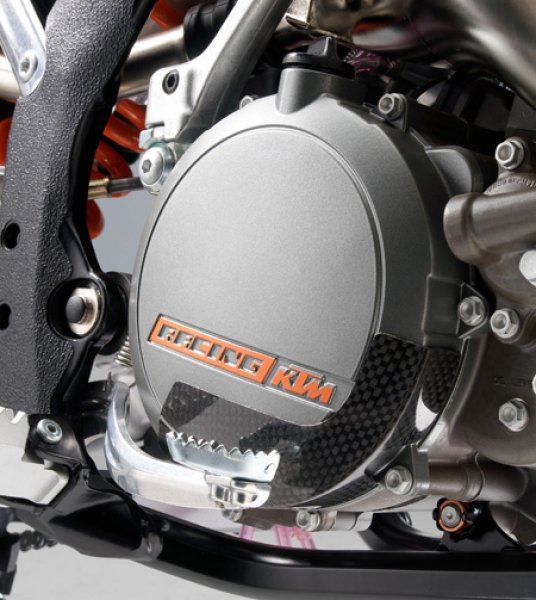 画像1: カーボンクラッチカバープロテクター/CARBON CLUTCH COVER PROTECTION (1)