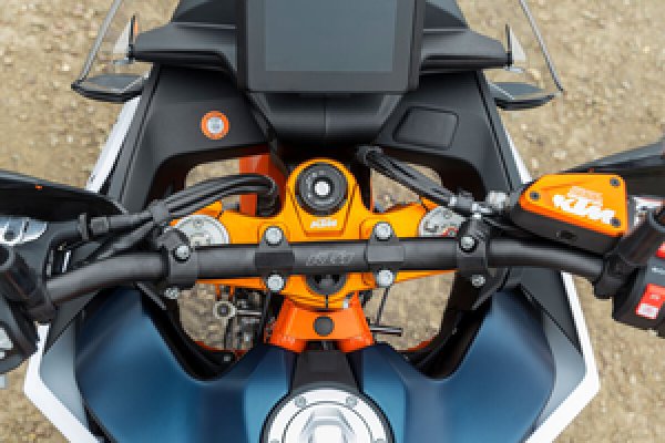 画像4: FACTORY TRIPLE CLAMP (4)