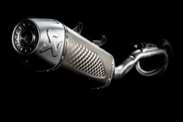 画像2: AKRAPOVIČ "RACING LINE" (2)